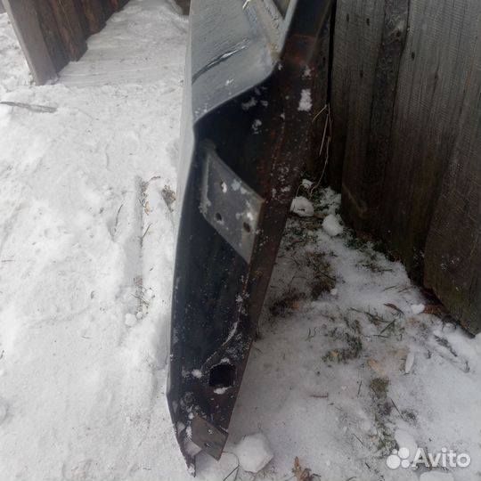 Дверь задняя правая