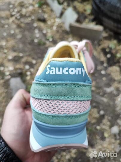 Кроссовки женские saucony