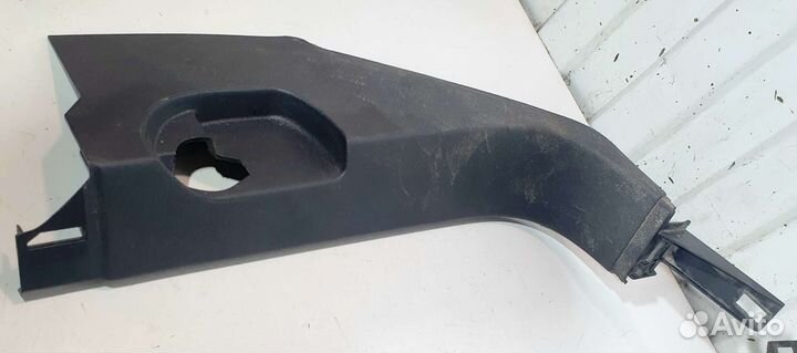 Накладка порога внутренняя Volkswagen Touareg GP