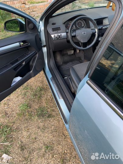 Opel Astra GTC 1.8 AT, 2010, 217 000 км