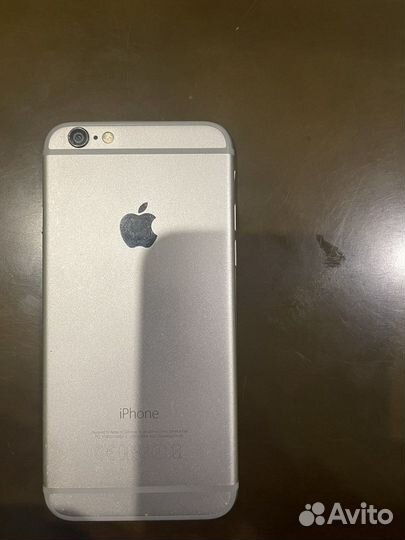 Телефон iPhone