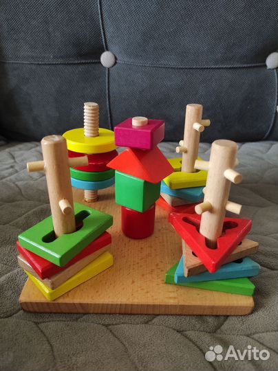Детские развивающие игрушки деревянные