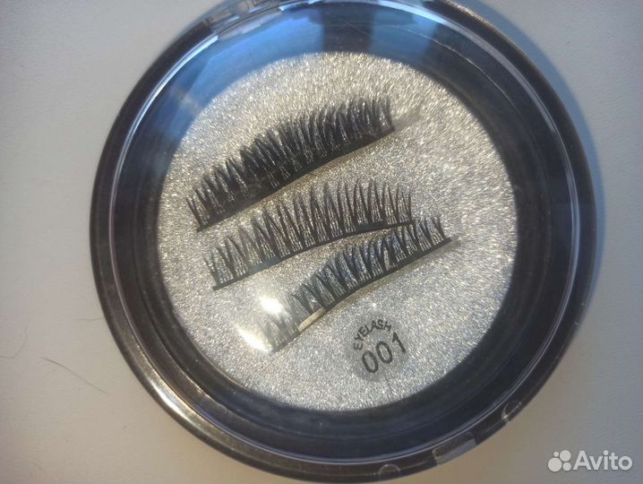 Ресницы магнитные и клеевые. Набор косметики