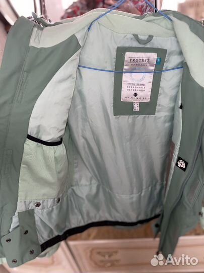 Горнолыжная куртка женская protest