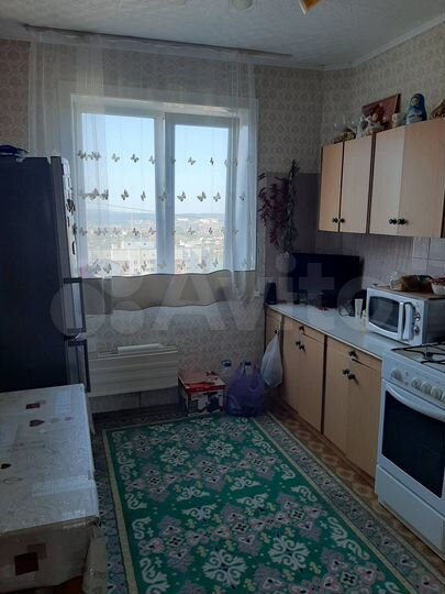 4-к. квартира, 79 м², 9/9 эт.