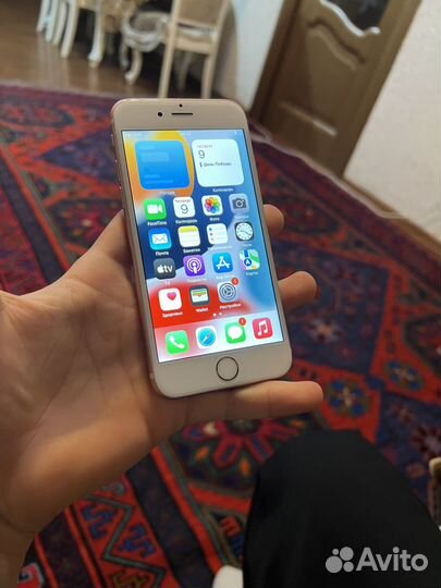 iPhone 6S, 64 ГБ