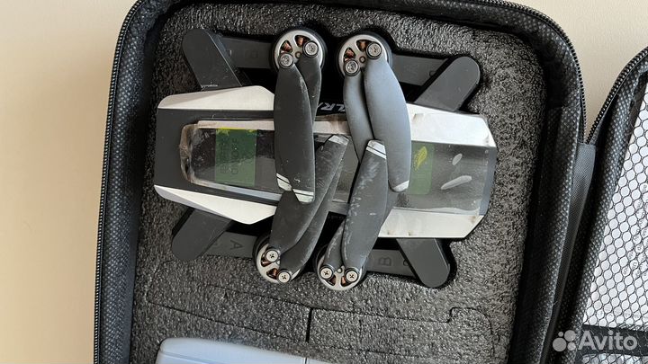 Квадрокоптер дрон с камерой