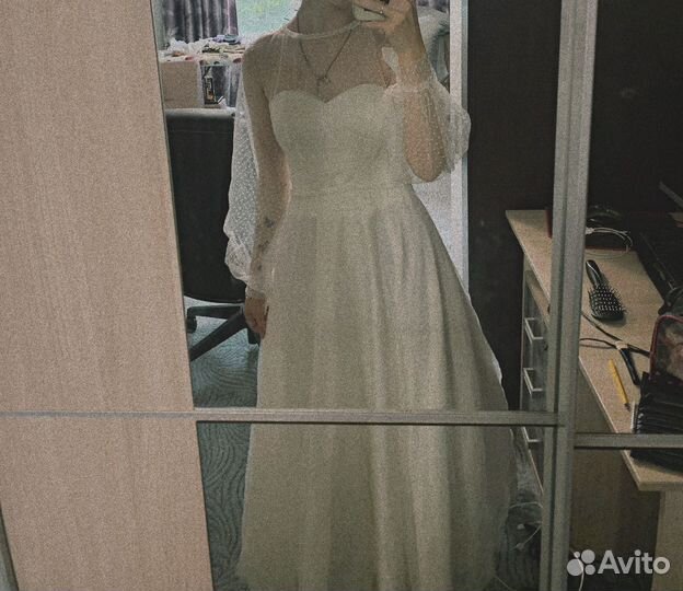 Свадебное платье