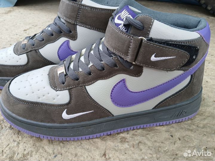 Кроссовки зимние