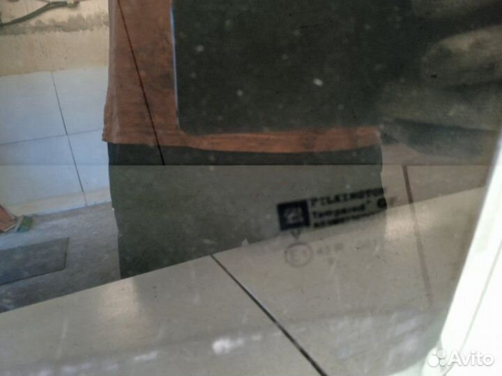 Стекло двери задней левой Opel Astra H 1.3 2010