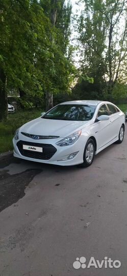 Hyundai Sonata, 2012