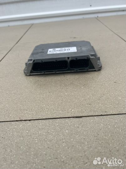 Блок управления двигателем (эбу) Volkswagen Passat