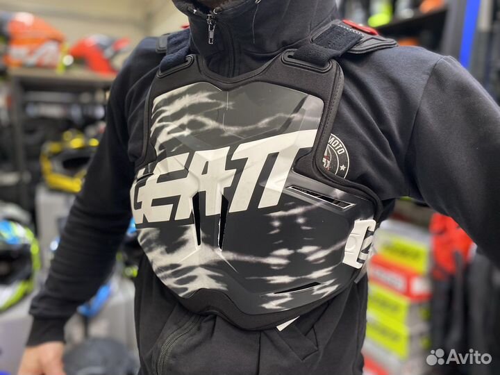 Защита панцирь Leatt Chest Protector 2.5 Torque