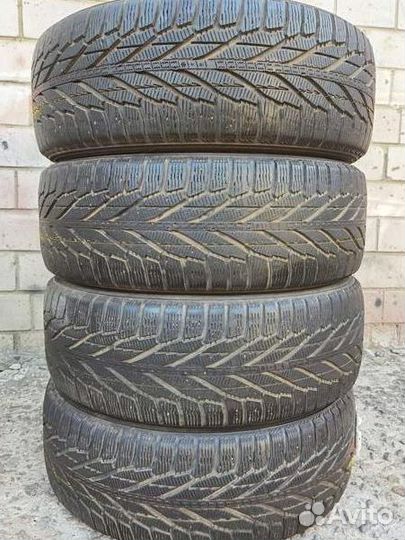 Nokian Tyres Hakkapeliitta 2 235/60 R18 107R