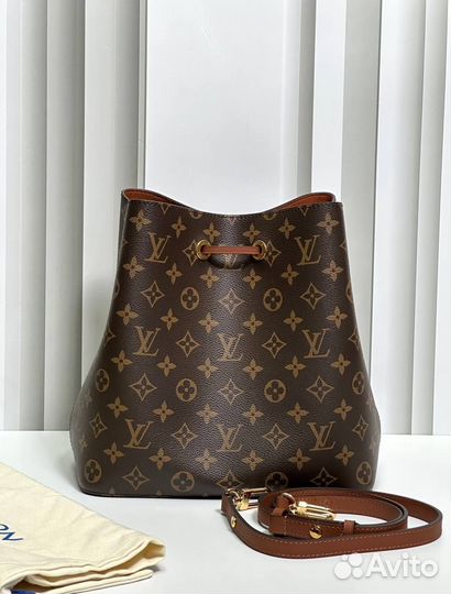 Сумка Louis Vuitton NeoNoe