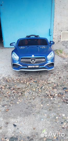 Продаётся детский электромобиль