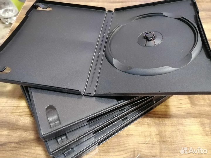 Коробки и банки для CD и DVD