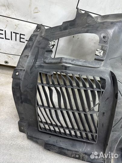 Подкрылок передний левый Bmw 5 F10 2012