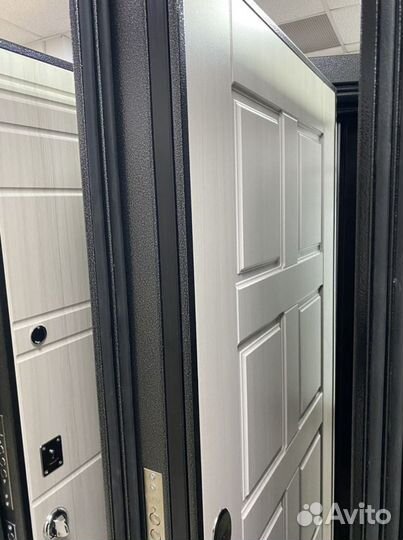 Дверь С терморазрывом со склада