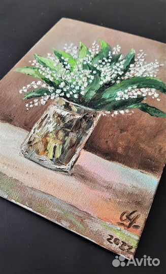 Ландыши в вазе. Небольшая картина маслом