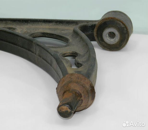 Рычаг передний Skoda Octavia A-5 04-09