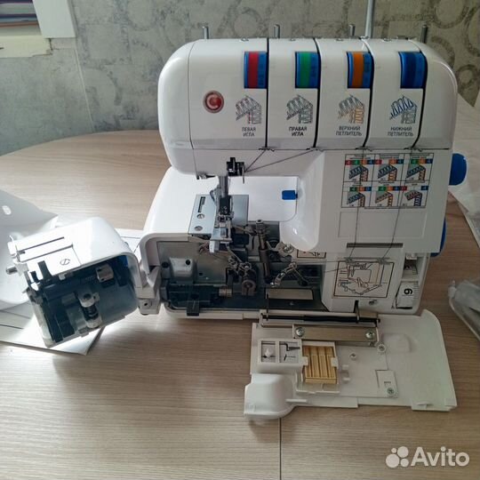 Оверлок Comfort 550