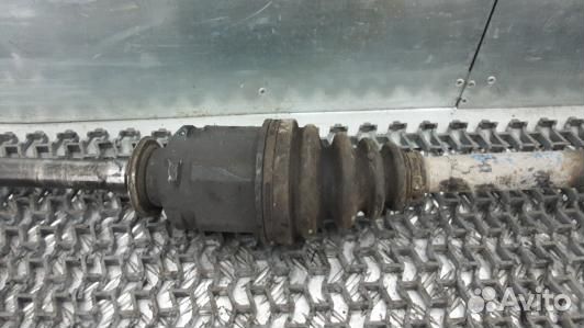 Привод передний правый toyota RAV 4 ZCA2 (99Z13N10