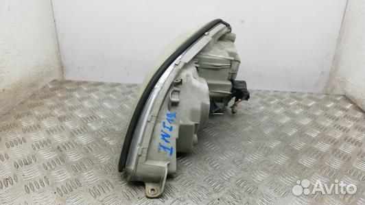 Фара правая lexus LS 3 (1NI12MU01)