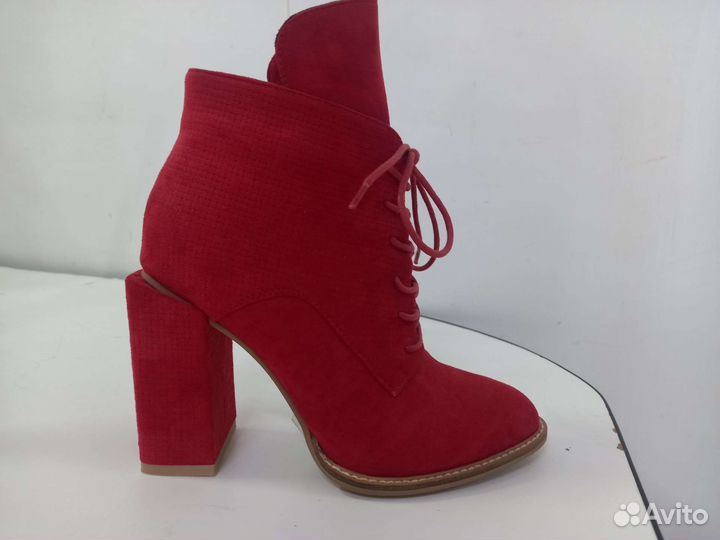 Ботильоны новые 39
