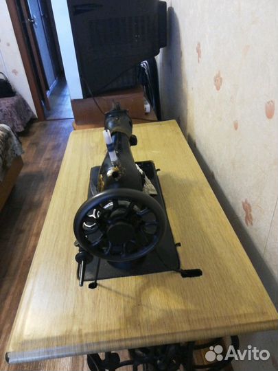Швейная машина Singer