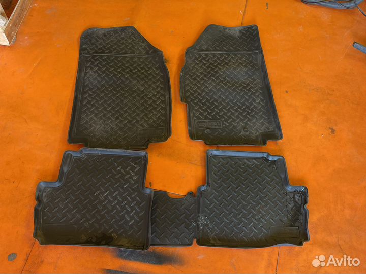 Коврики салона chevrolet spark m300
