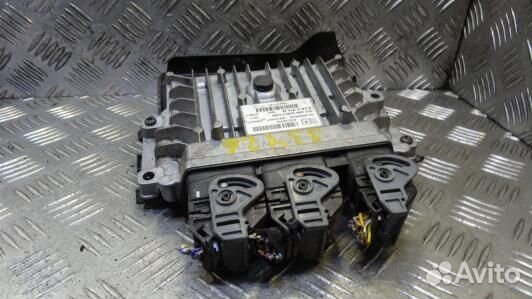 Блок управления двс peugeot 407 (93Y26PC01)