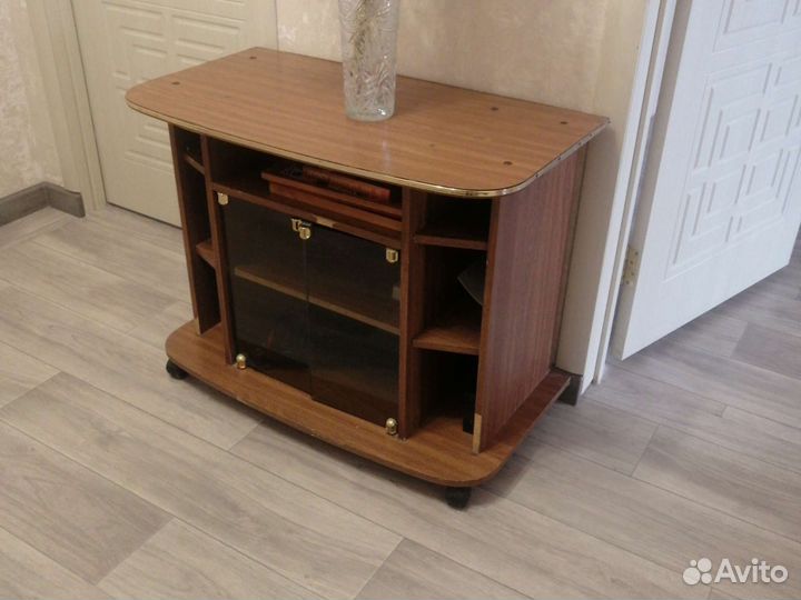 Тумба под телевизор