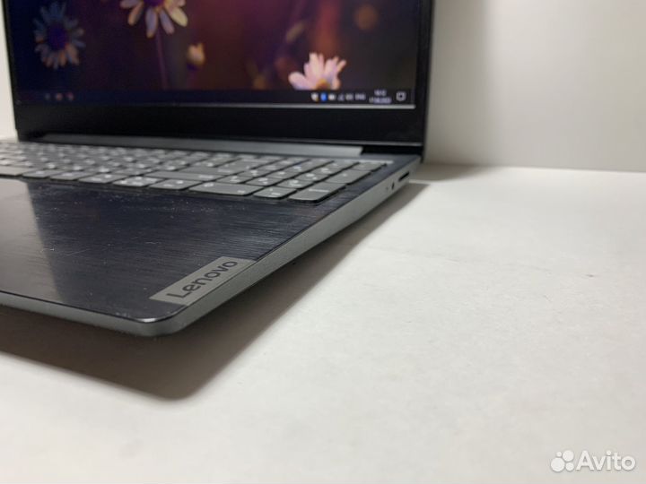 Мощный и свежий ноутбук Intel/ddr4/ssd