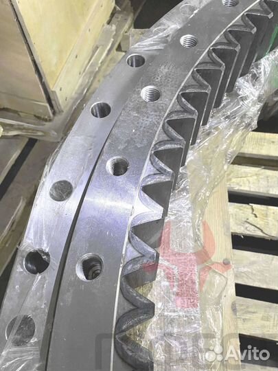 Поворотный круг Hyundai R330LC-9A