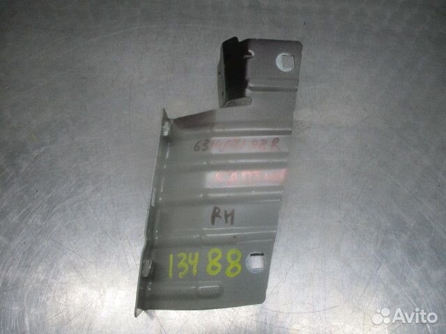 Кронштейн крепления крыла правый Renault Kaptur