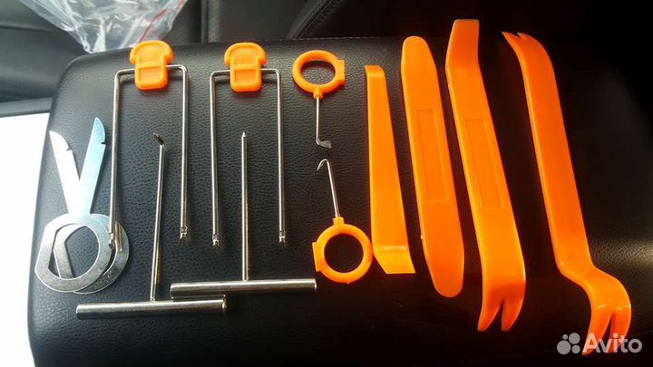 Набор съемников для демонтажа панелей и клипс