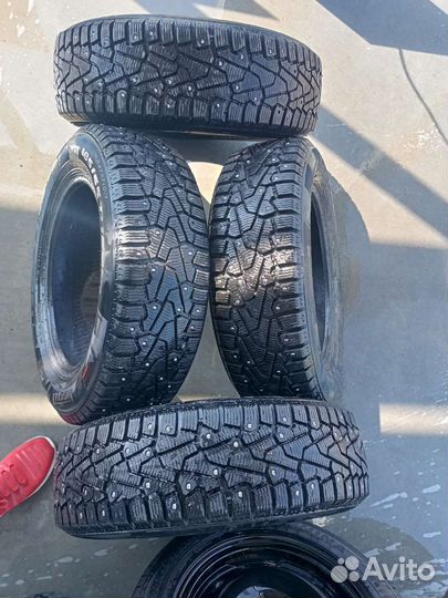 Pirelli WS-2 165/65 R15