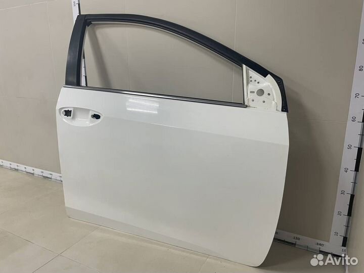 Дверь передняя правая Toyota Corolla