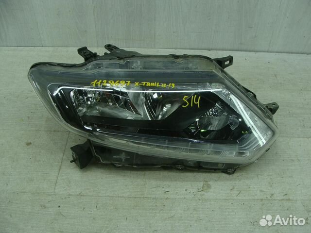 Фара правая Nissan X-Trail