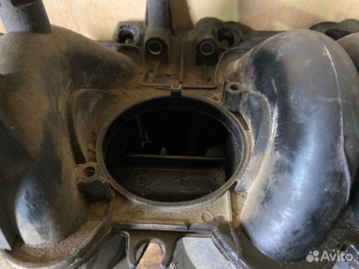 Коллектор впускной Renault Logan 1 K4M