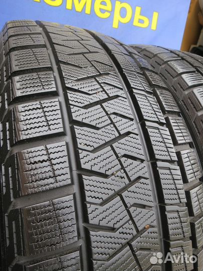 Pirelli Ice Asimmetrico Plus 225/60 R17
