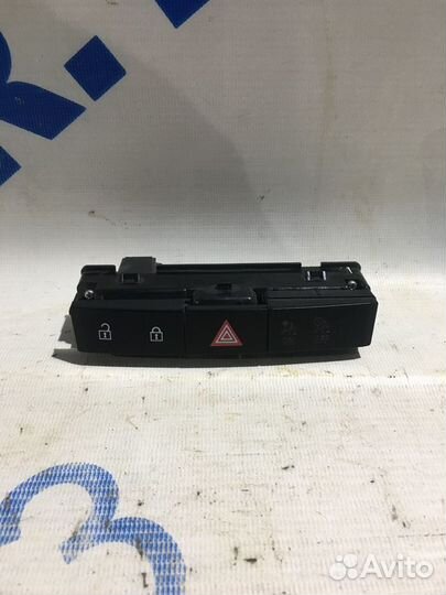 Блок кнопок opel astra J 1.6 ат седан