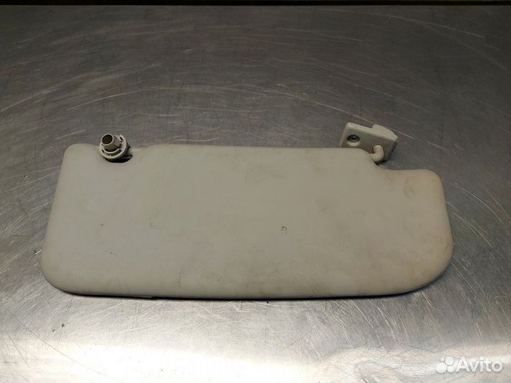 Козырек солнцезащитный левый Nissan Qashqai+2