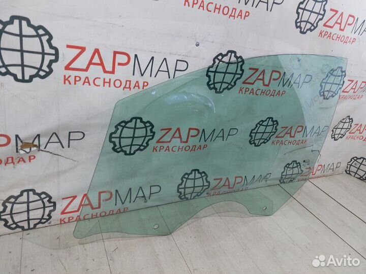 Стекло боковое