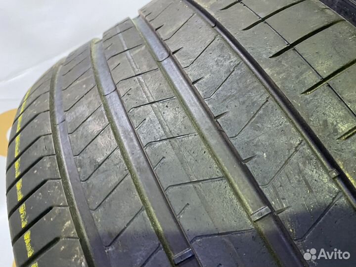 Pirelli P Zero II 315/30 R21