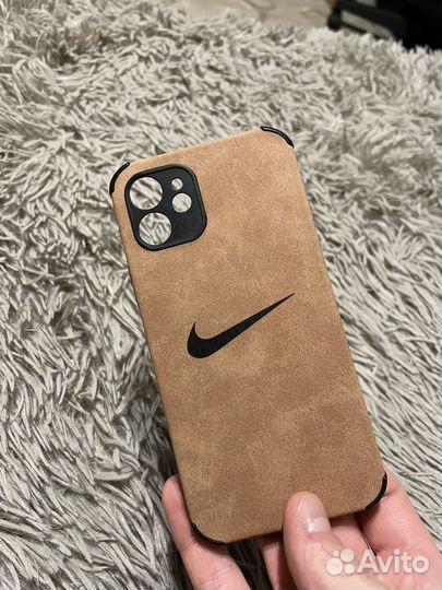 Чехол на iPhone 12 (новый)