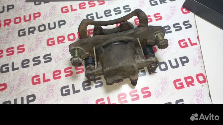 Суппорт передний BJ L 2WD обслуженный б/у 323 Fami