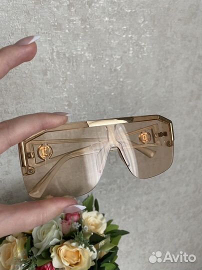 Солнцезащитные очки