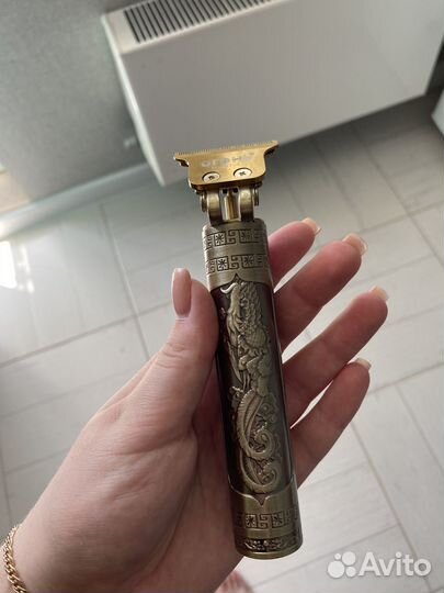 Триммер для бороды и усов